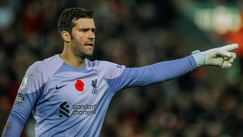 Thủ môn Alisson Becker - Thần sấm Thor của đội bóng thành phố cảng