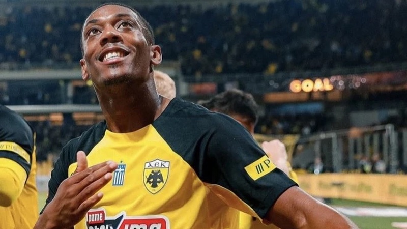 Cầu thủ Anthony Martial - Đánh mất cả sự nghiệp với MU